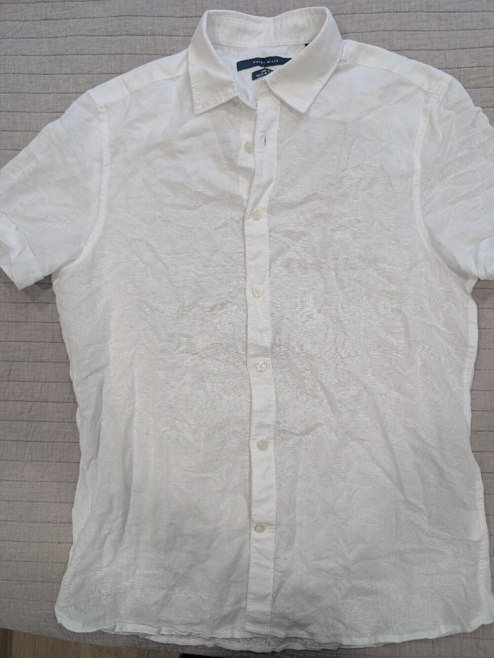 Perry Ellis White Short-Sleeve Button-Up Shirt